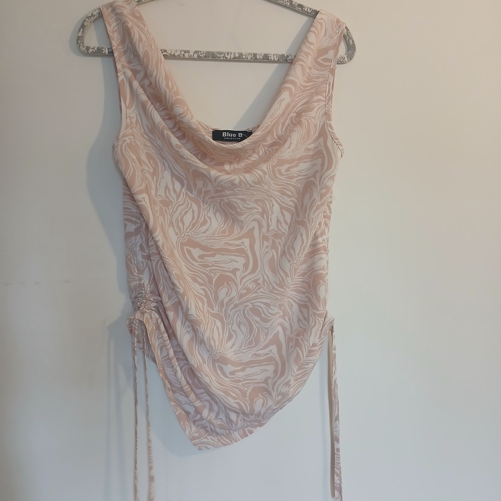 Bliss Swirl Patterned Tank Top in Soft Pink